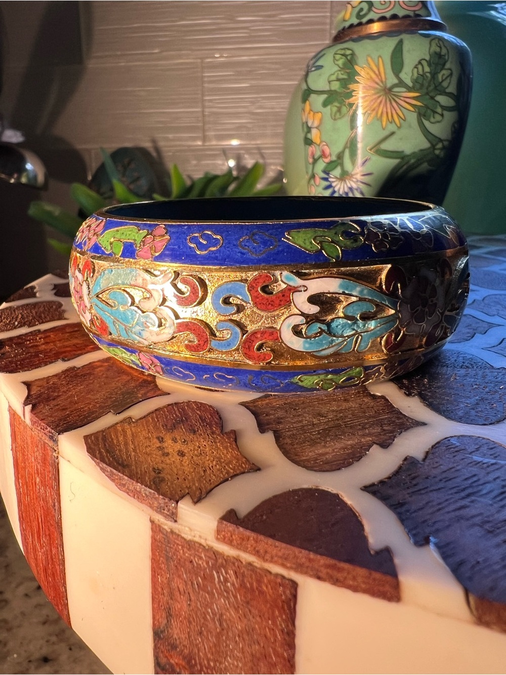 Incredible Detailed Antique Blue and Gold Floral Cloisonné Bracelet - Picture 11 of 13